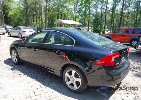 2013 Volvo S60 T5/T5 Platinum/T5 Premier/T5 Premier Plus from USA, damaged, VIN YV1612FS8D2206831